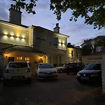 Linden House